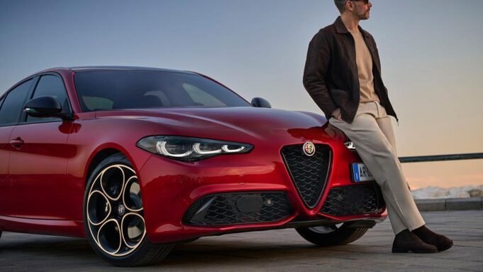 Alfa Romeo Giulia, Stelvio e Tonale para ficar intenso